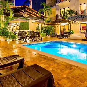 https://vallarta-sun-hostel.hotelspuertovallarta.org